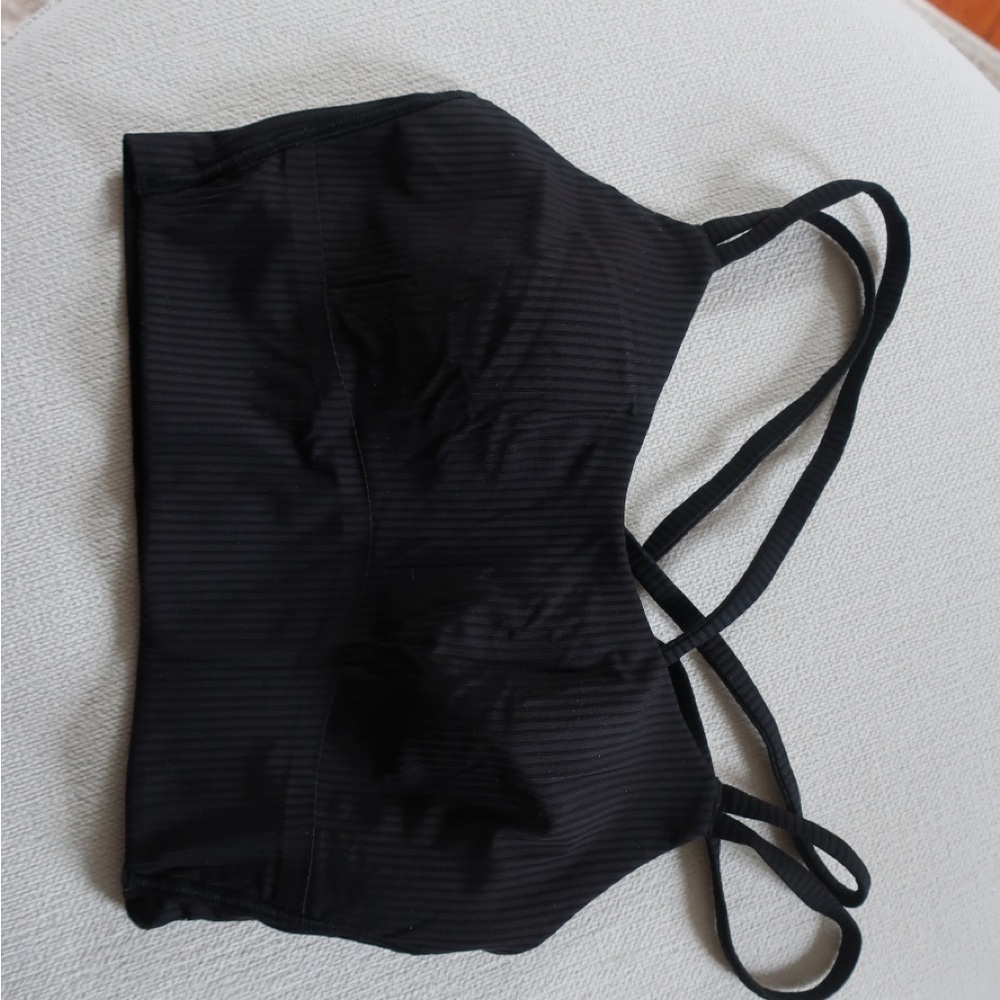 Black LuLulemon Women's Like A Cloud Long Line Sports Bra